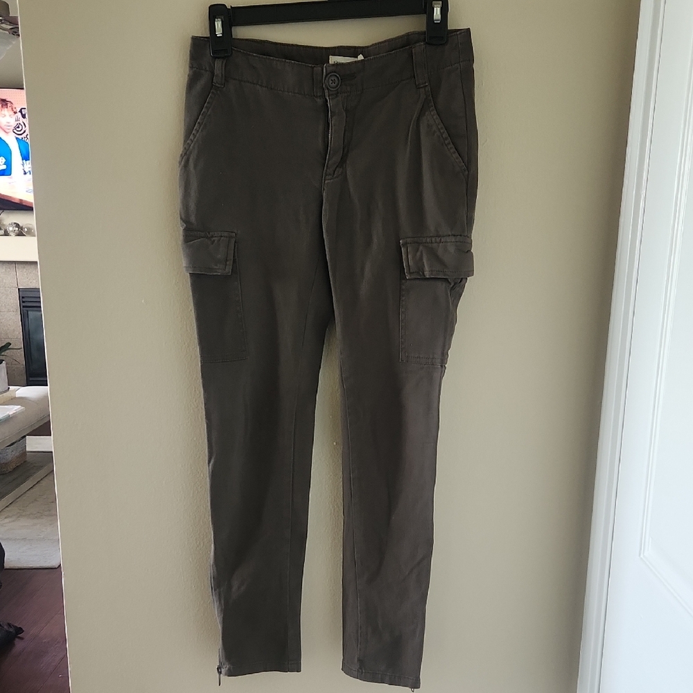 Silence + Noise Cargo Pants in Olive